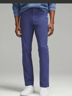 Lululemon ABC Classic-Fit 5 Pocket Pant Warpstreme
Gatsby Blue size 33